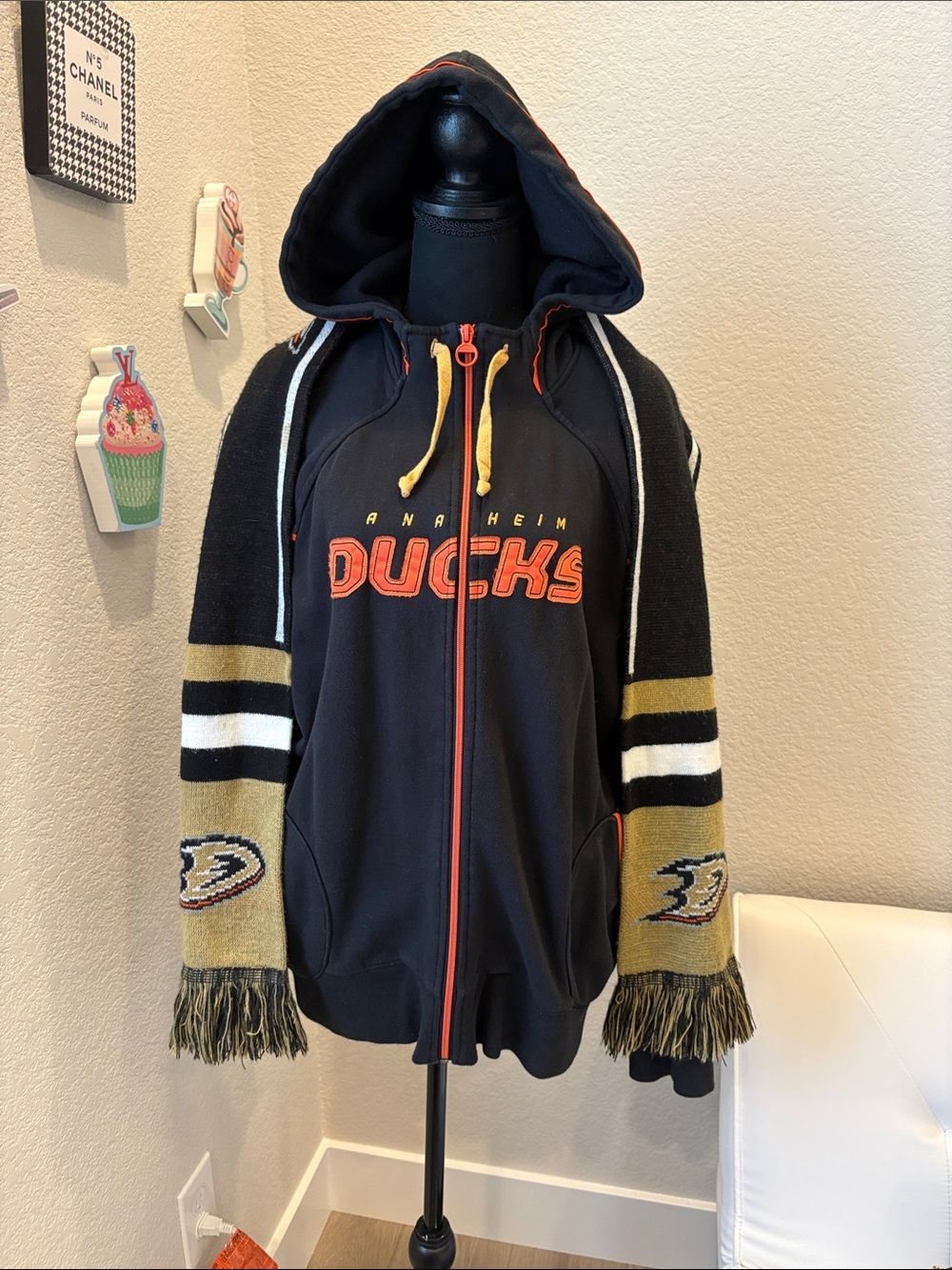 Anaheim Ducks NHL Fleece Black Hooded Full Zip Jacket and Scarf 2XL Plus size
